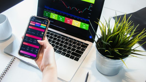 Les pièges classiques des novices en bourse : Comment les éviter et réussir